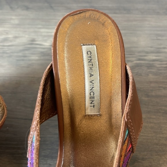 Cynthia Vincent, wedge ankle strap leather platform rainbow sandal, size 7.5 - Picture 4 of 10